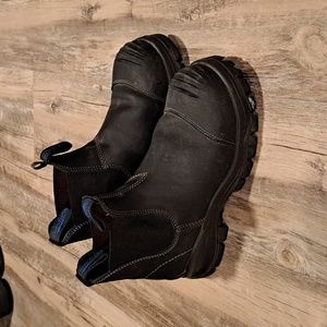 Blundstone Steel Toed Boots in Black